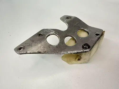 OEM 90 91 92 93 SUZUKI DR350 DR 350 SWINGARM REAR CHAIN GUIDE PLATE ASSY