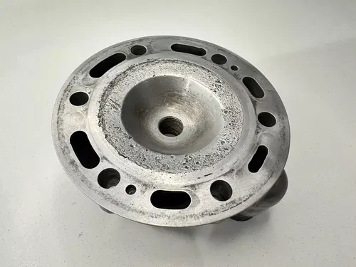 USED OEM 99 00 YAMAHA YZ250 YZ 250 ENGINE MOTOR CYLINDER HEAD 5CU-11111-00-00