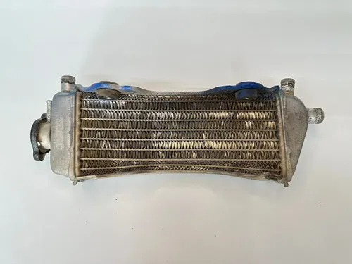 #2 USED OEM 96 97 98 99 00 01 YAMAHA YZ 250 YZ250 RIGHT FILL SIDE RAD RADIATOR