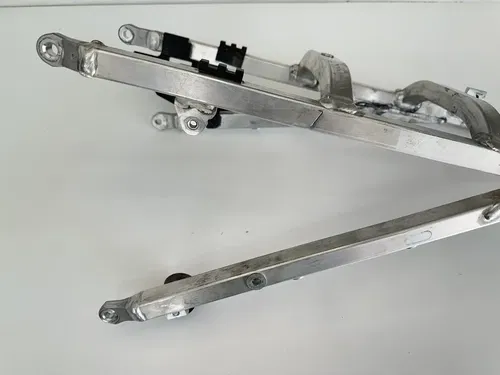 OEM 18-19 YAMAHA YZ450F / 2019 YZ250F STOCK SUBFRAME SUB FRAME BR9-21190-01-00