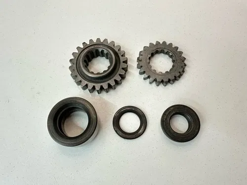 OEM 88-97 YZ250 WR250 WR YZ 250 CLUTCH CRANK PRIMARY DRIVE GEARS & NUT ASSY