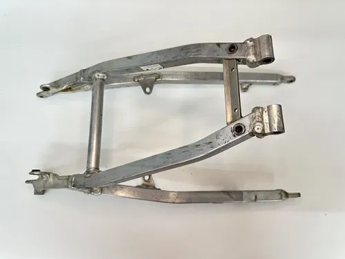 OEM 06 2006 YAMAHA YZ250F YZ450F STOCK REAR SUB FRAME RAIL SUBFRAME