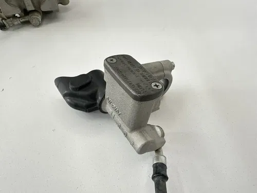 OEM 19-23 KAWASAKI KX 450 KX450 FRONT BRAKE CALIPER W MASTER CYLINDER & HOSE