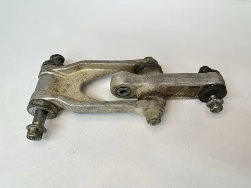 USED OEM 94 1994 SUZUKI RM 125 RM125 REAR SWINGARM SHOCK LINKAGE ARM ASSY