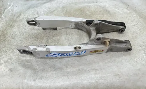 USED OEM 91 1991 SUZUKI RM 125 RM125 REAR SWIMG ARM SWINGARM 61000-27C22