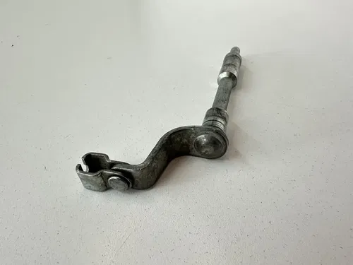 OEM 96-04 OEM HONDA XR250R XR 250 CLUTCH CABLE ACTUATOR LEVER ARM 22810-KCZ-000