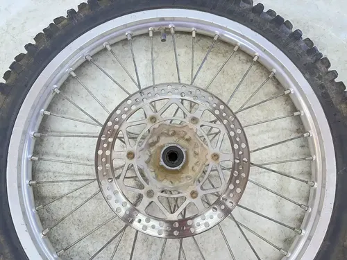 #2 USED OEM 92-95 YAMAHA YZ 250 / 92-97 WR250 FRONT 21" WHEEL RIM & HUB ASSY