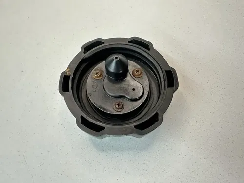 OEM YAMAHA YZ426F BEAR TRACKER BLASTER WARRIOR RAPTOR BANSHEE FUEL TANK GAS CAP