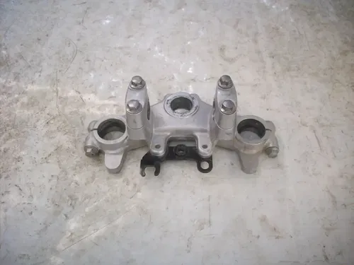 00-04 YAMAHA TTR TT-R 125 STEERING FORKS TOP UPPER TRIPLE TREE CLAMP W MOUNTS