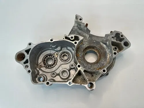 USED OEM 90 1990 KAWASAKI KX 125 KX125 LEFT SIDE ENGINE MOTOR CASE CRANKCASE