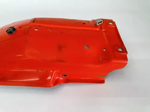 OEM 1985 85 HONDA XR250R XR 250 / 84-85 XR200R BACK REAR FENDER 80100-KK0-000ZA
