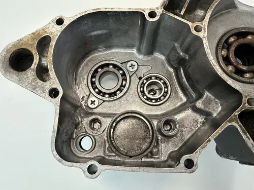 90 91 92 HONDA CR 125 CR125 CR125R LEFT SIDE ENGINE CASE CRANKCASE (REPAIRED)