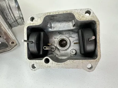 USED OEM GENUINE 86 1986 KAWASAKI KX250 KX 250 MIKUNI CARB CARBURETOR ASSY