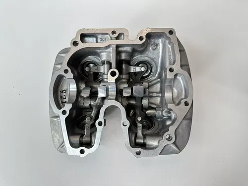 OEM 96-04 OEM HONDA XR250R XR 250 ENGINE MOTOR CYLINDER HEAD COVER W ROCKER ARMS