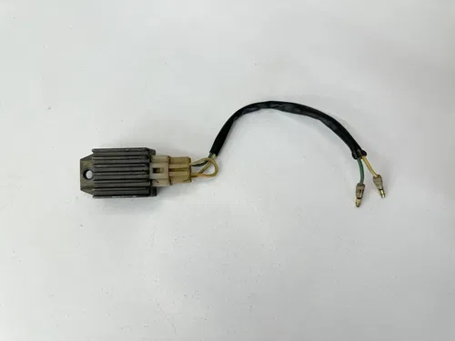 USED OEM 1985 85 HONDA XR250R XR 250 VOLTAGE REGULATOR RECTIFIER 31400-KA2-641