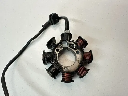 OEM 1985 85 HONDA XR250R XR 250 200 XR200R ENGINE STATOR GENERARTOR ALTERNATOR