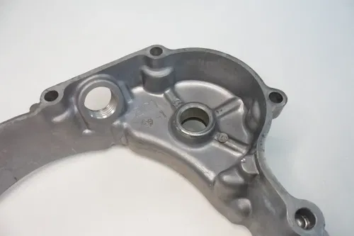 OEM 00 01 02 KAWASAKI KX 125 RIGHT INNER CRANKCASE COVER W POWER VALVE LINKAGE