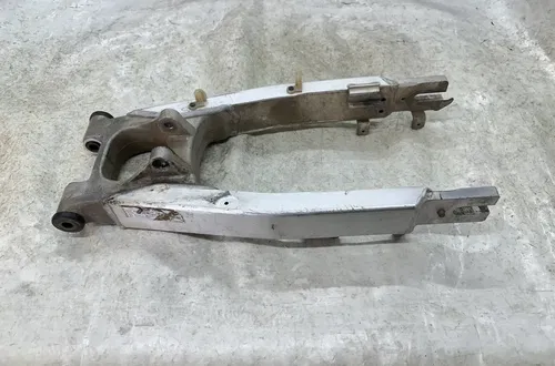 OEM 96-04 OEM HONDA XR250R XR 250 REAR SWINGARM SWING ARM 52200-KCE-000