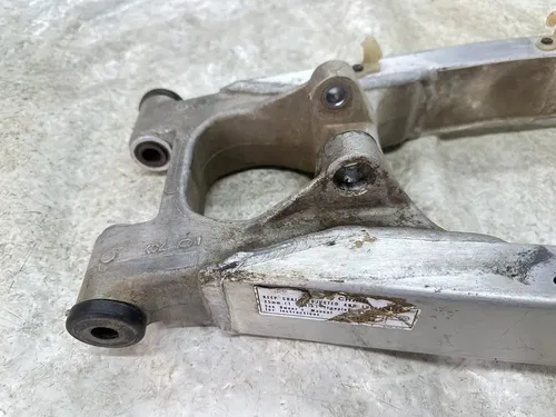 OEM 96-04 OEM HONDA XR250R XR 250 REAR SWINGARM SWING ARM 52200-KCE-000