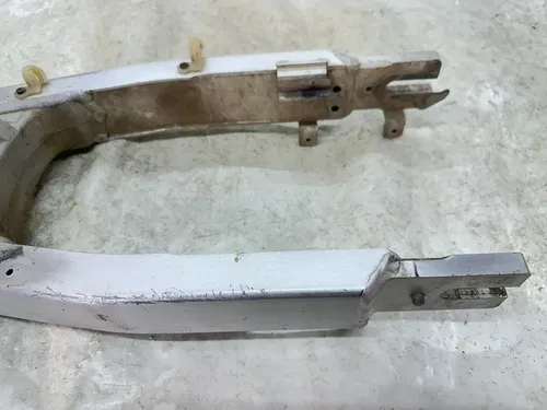 OEM 96-04 OEM HONDA XR250R XR 250 REAR SWINGARM SWING ARM 52200-KCE-000