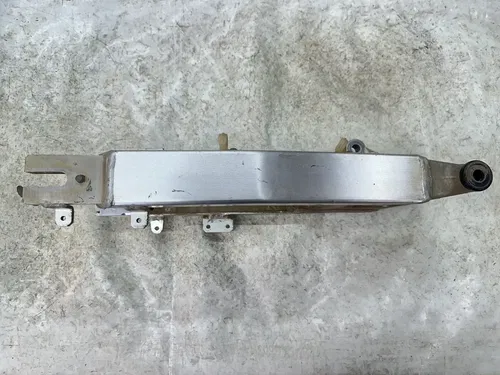OEM 96-04 OEM HONDA XR250R XR 250 REAR SWINGARM SWING ARM 52200-KCE-000