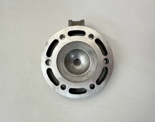 USED OEM 96 1996 YAMAHA YZ250 YZ 250 ENGINE MOTOR CYLINDER HEAD 4SR-11111-00-00