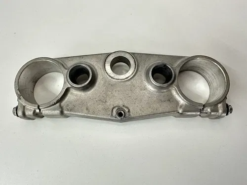 05-07 SUZUKI RMZ450 RMZ RM-Z 450 TOP UPPER TRIPLE TREE STEERING STEM FORK CLAMP