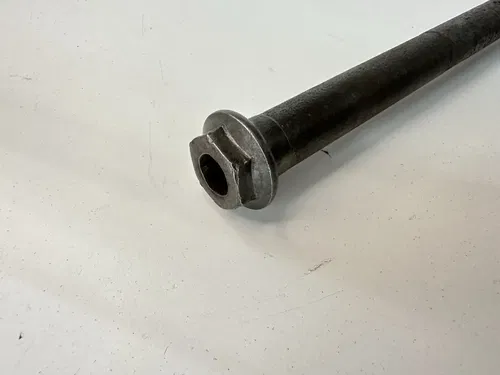 03-08 SUZUKI LTZ LT-Z 400 Z KFX DVX SWINGARM PIVOT BOLT SHAFT & NUT 61211-07G10