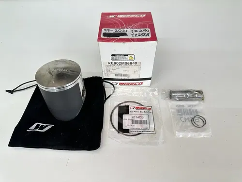 NEW 99-25 YAMAHA YZ250 YZ 250 WISECO 68.40MM BORE PISTON & RING KIT RE902M06640
