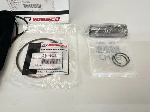 NEW 99-25 YAMAHA YZ250 YZ 250 WISECO 68.40MM BORE PISTON & RING KIT RE902M06640