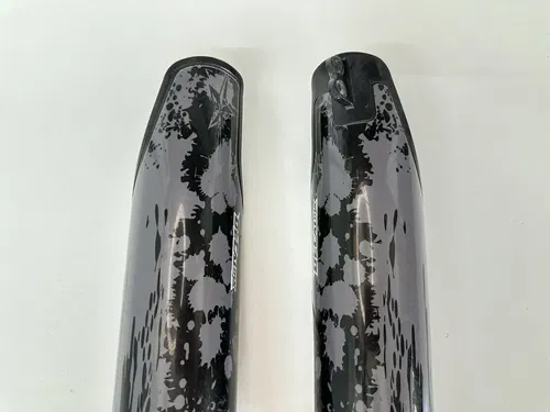 USED 04-16 HONDA CRF250R CRF450R BLACK LOWER FORK GUARDS SET