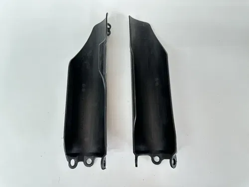 USED 04-16 HONDA CRF250R CRF450R BLACK LOWER FORK GUARDS SET