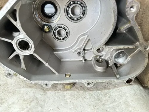 2007 07 POLARIS 200 SAWTOOTH ENGINE MOTOR CRANKSHAFT CRANKCASE CASES BOTTOM END