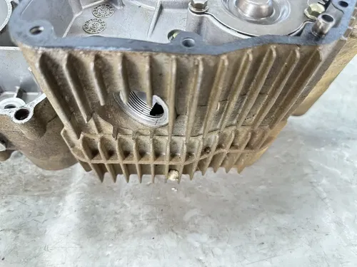 2007 07 POLARIS 200 SAWTOOTH ENGINE MOTOR CRANKSHAFT CRANKCASE CASES BOTTOM END