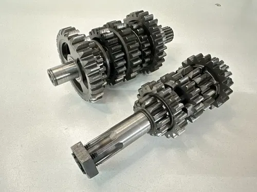 #2 USED OEM 92 93 94 95 SUZUKI RM 125 TRANS TRANSMISSION SHAFTS & GEARS ASSY