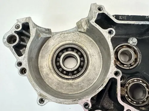 1986 86 KAWASAKI KX250 KX 250 RIGHT SIDE ENGINE MOTOR CASE CRANKCASE 14001-5206