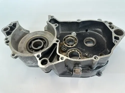 1986 86 KAWASAKI KX250 KX 250 RIGHT SIDE ENGINE MOTOR CASE CRANKCASE 14001-5206