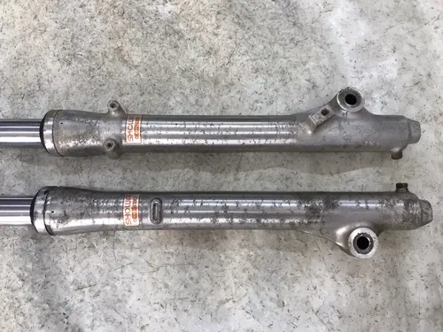 USED OEM 82 83 84 HONDA XR 200 LEFT & RIGHT FRONT FORKS SUSPENSION SET PAIR