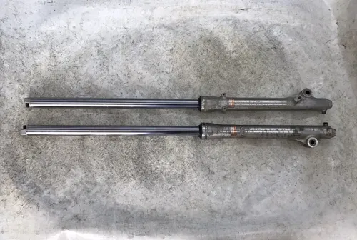USED OEM 82 83 84 HONDA XR 200 LEFT & RIGHT FRONT FORKS SUSPENSION SET PAIR