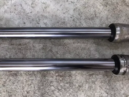 USED OEM 82 83 84 HONDA XR 200 LEFT & RIGHT FRONT FORKS SUSPENSION SET PAIR