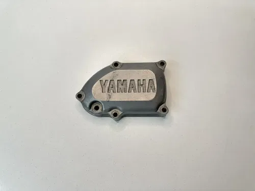 OEM 95 96 97 98 YAMAHA YZ250 YZ 250 CYLINDER POWER VALVE COVER 4MX-1131M-00-00
