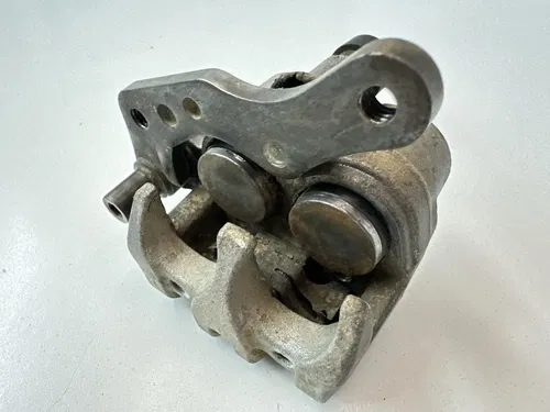 USED OEM 93 94 95 96 97 YAMAHA YZ 125 250 COMPLETE FRONT BRAKE CALIPER & MOUNT