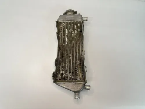 USED OEM 96 97 98 99 00 01 YAMAHA YZ 250 YZ250 RIGHT FILL SIDE RAD RADIATOR