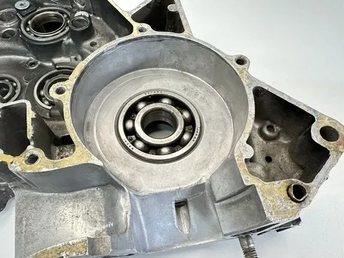 OEM 90 91 92 HONDA CR 125 CR125 CR125R RIGHT SIDE ENGINE MOTOR CASE CRANKCASE