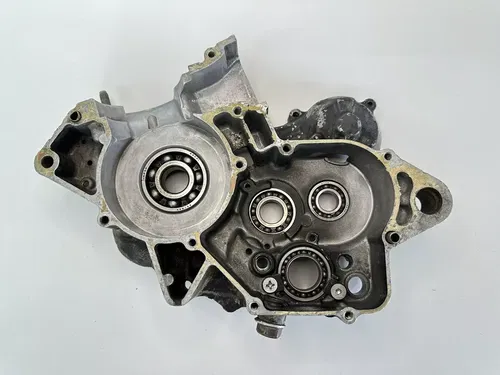 OEM 90 91 92 HONDA CR 125 CR125 CR125R RIGHT SIDE ENGINE MOTOR CASE CRANKCASE