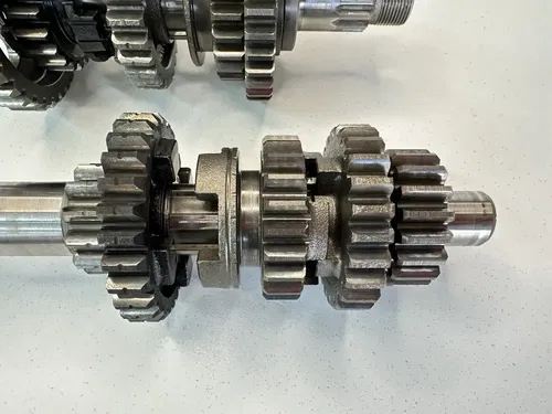 92-04 YAMAHA 250 TIMBERWOLF BEAR TRACKER TRANS TRANSMISSION SHAFTS & GEARS ASSY