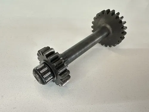 #2 OEM 87-04 KAWASAKI 250 MOJAVE ENGINE MOTOR REVERSE SHAFT & GEAR ASSEMBLY