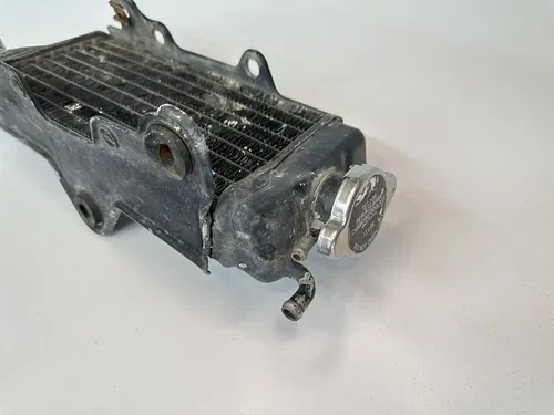USED OEM 90 1990 91 1991 HONDA CR 125 CR125 CR125R RIGHT FILL SIDE RAD RADIATOR
