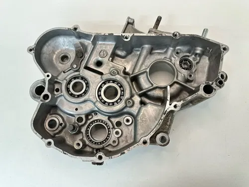 OEM 92-95 SUZUKI RM 125 RM125 LEFT & RIGHT ENGINE MOTOR CRANKCASE CASE SET PAIR