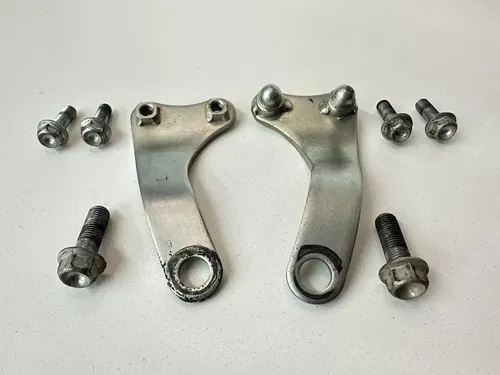 USED OEM 14 15 YAMAHA YZ450F UPPER ENGINE MOTOR MOUNTS BRACKETS HANGERS